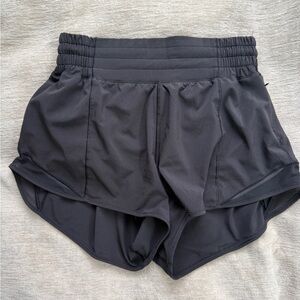 Lululemon hotty hot shorts - black